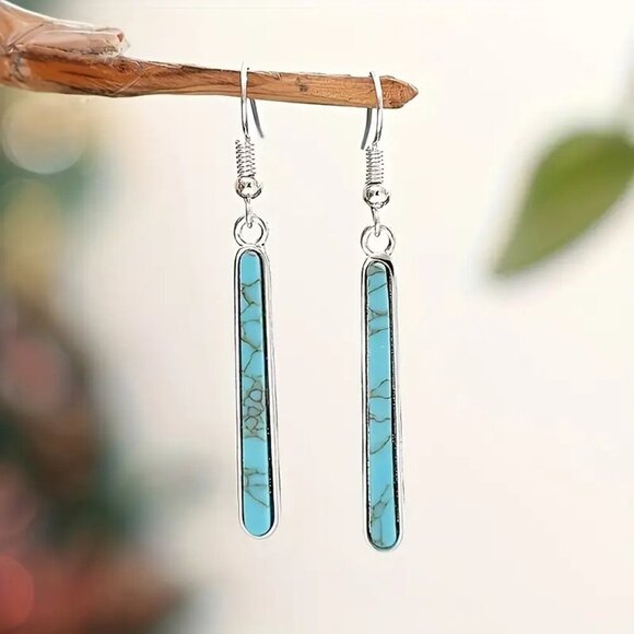 Jewelry - NEW Pair of vintage style BOHO earrings, dangle turquoise earrings, western